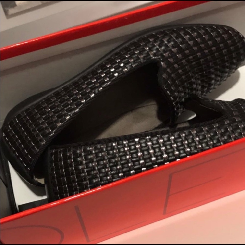 Aerosols comfortable flats